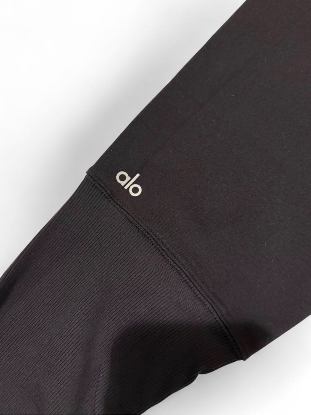 ALO Yoga Black Leggings with Small Logo